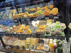 -星巴克臻选(湖滨道店)