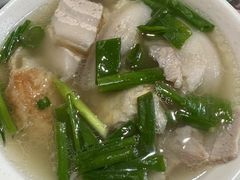 -金卯白肉罩火烧