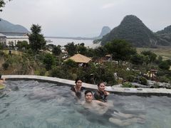 -英德宝晶宫天鹅湖茶语温泉