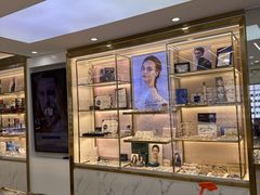 -世纪大明眼镜·林德伯格·蔡司官方授权店(武昌旗舰店)