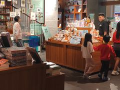 -阅·潮Readzone(珠海华发商都店)