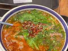 -云阿蛮云南生烫牛肉米线(奉贤路店)