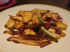 茭白炒腊肠-肆海小川菜酒馆Wine Bistro (青年路店)
