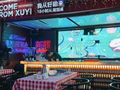 -龙巢盱眙龙虾·鸡煲·烧烤宵夜(坪洲店)