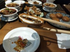 -炉小二铜锅牛蛙•川湘菜(三里屯店)