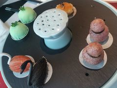 四喜点心拼盘-馋遇江南·精致湖景雅宴(东方之门店)