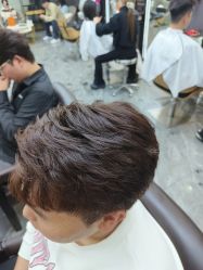 -藤野造型烫染·漂发