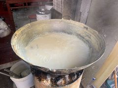-云南大锅豆浆店