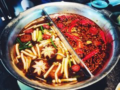 -湊湊火锅·茶憩(新中关购物中心店)