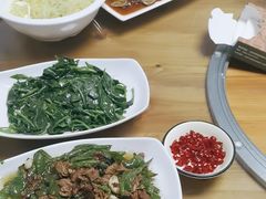 -墨脱石锅椰子鸡•香草鸭•东山羊(大东海店)