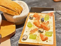 鲜果奶酪盘-秋林西餐厅