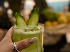 -毛毛虫酒吧