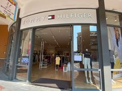 -王府井奥莱临潼小镇(临潼店)