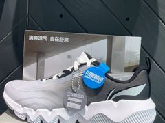 -斯普瑞斯奥特莱斯