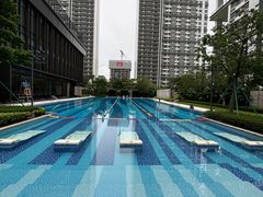 -深圳国际会展中心希尔顿酒店(前海华发冰雪世界店)