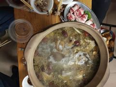 -威邵鸡煲(西华路总店)