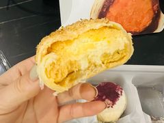 金沙芝士球酥-十三不靠·球酥点心(台东步行街店)