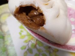 -白玉兰食品(汇联商厦店)