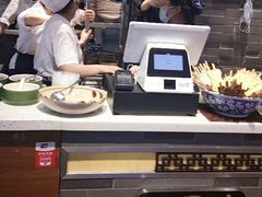 -八一路好吃街(雨田商务大厦店)