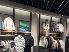 -凯乐石KAILAS(万国奥特莱斯店)