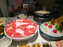 -无界釜·河豚鱼汤锅(红山动物园店)