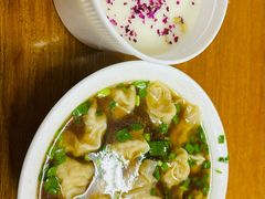 -吴家馄饨