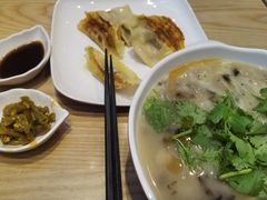 -肥叔锅贴(和炯路店)