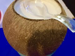 -椰爺爺·椰子冻砵仔糕