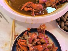 -海盗船. 龙虾烧烤. 酒馆