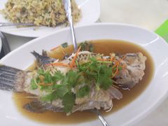 -量贩海鲜餐厅