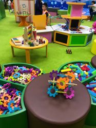 -莫莉幻想儿童乐园(郑州丹尼斯三天地店)