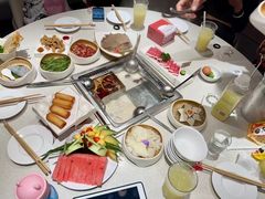 -海底捞火锅(世界城广场店)