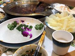 -三十出头鲜货火锅(邛崃店)