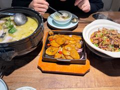 -九锅一堂酸菜鱼(万达广场店)