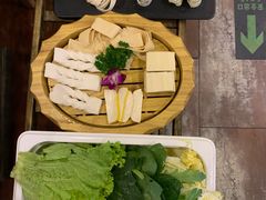 -滇釜火锅·能喝汤的火锅(车公庄店)