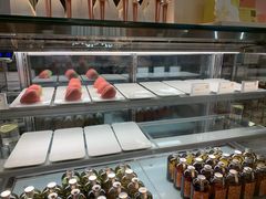 面包甜点陈列柜-奈雪的茶(石厦时代广场店)