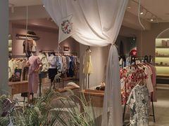 -八佰伴华地百货(宜兴店)