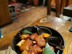 个旧烤猪蹄-云海肴·汽锅鸡·云南菜(美罗城店)