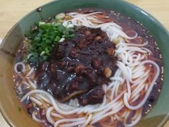 -川魂帽牌货冒菜(月东街店)