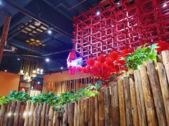 -老滇山寨•云南特色菜•地方菜•民族风情歌舞表演(金碧店)