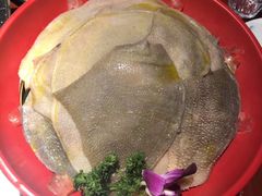 -二荆条·蜀鲜汇城市森林火锅