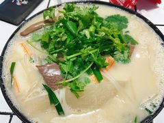 -肥汁米蘭香港米线(长宁来福士店)