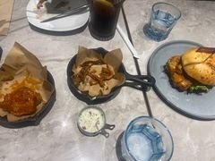 -必胜客(上海新南方商城PH店)