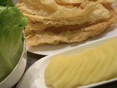 -胡须佬鸡煲四季火锅店(石厦西村直营店)