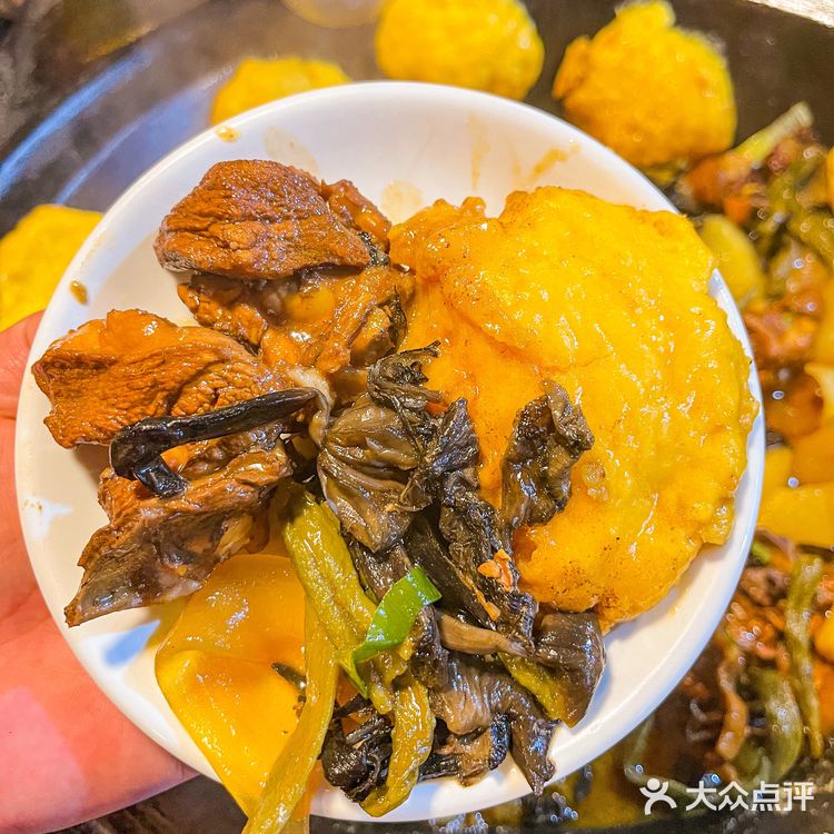 长白山脚下必吃的铁锅炖🐔纯溜达鸡