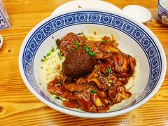 -沪西老弄堂面馆(定西路店)