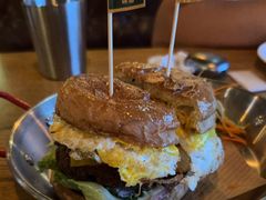 招牌汉堡-味德西餐音乐酒吧 Wade's Bar&Grill