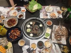 -草家酱蟹炭火烤肉店(珲春南路一店)