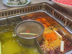 -巴渝瓦肆重庆鲜火锅(宝龙环湖店)