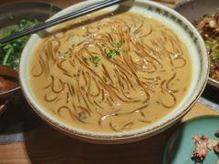 阿婆烧的手工苕粉-吃饭皇帝大(解放西路店)